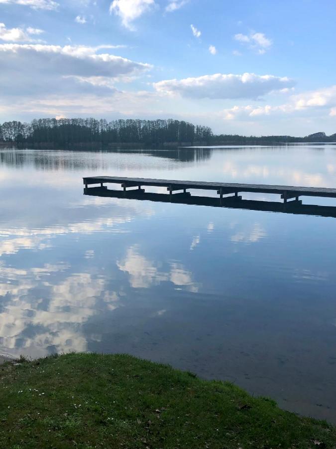 Ferienhaus Am Netzener See Ленин Екстериор снимка